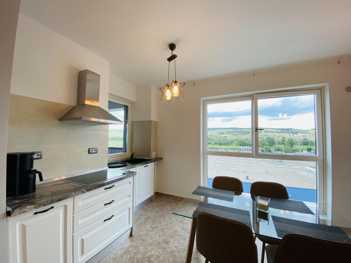 Deluxe Apartment With Balcony And Private Parking In Colvmna Residence Cluj-Napoca Buitenkant foto